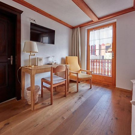 Hotel Alpenblick Zeneggen Екстер'єр фото