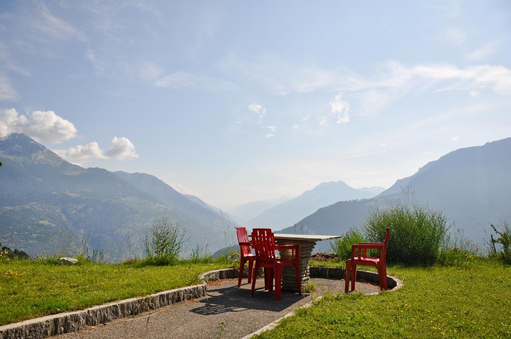 Hotel Alpenblick Zeneggen Номер фото