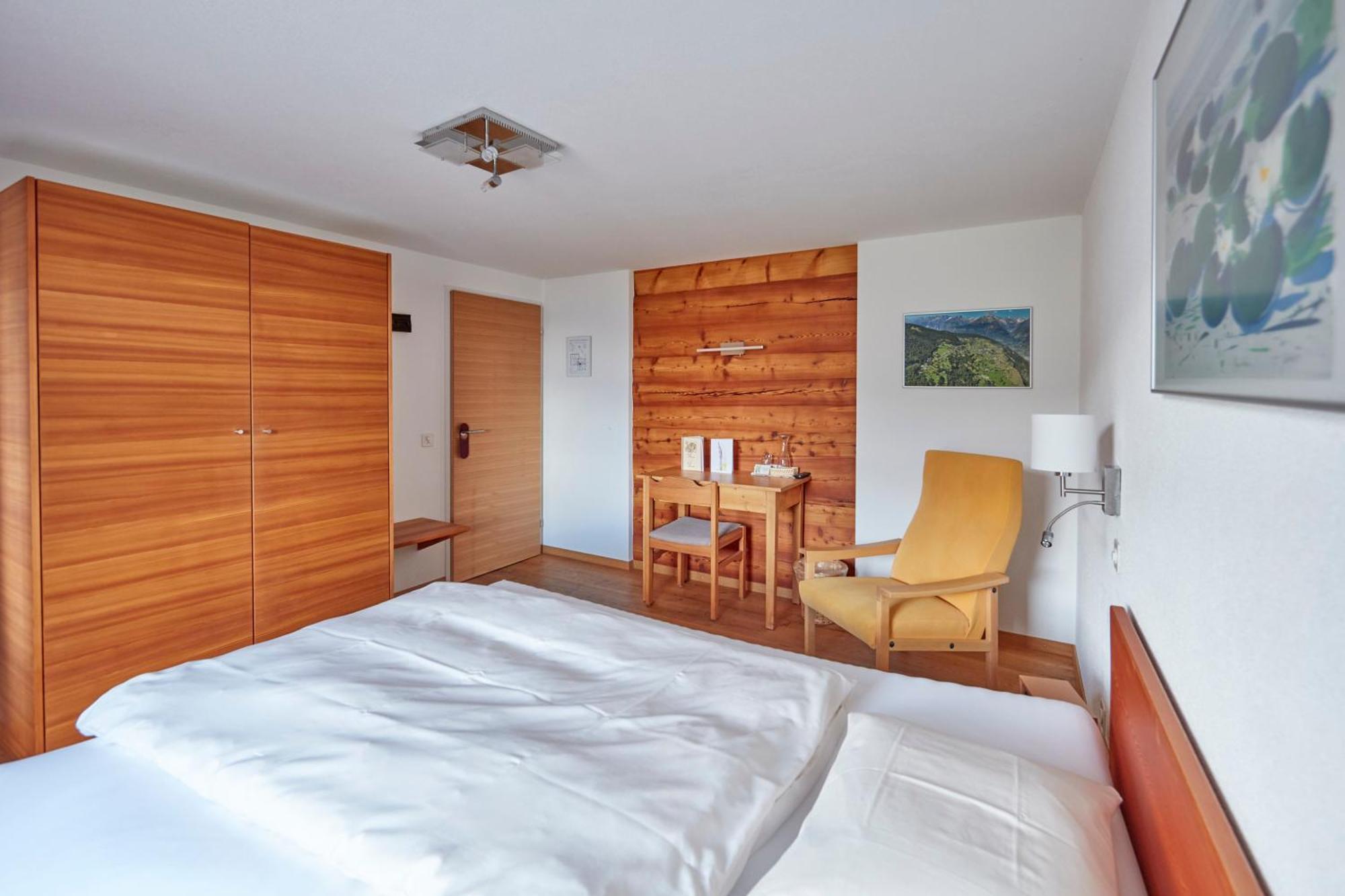 Hotel Alpenblick Zeneggen Екстер'єр фото