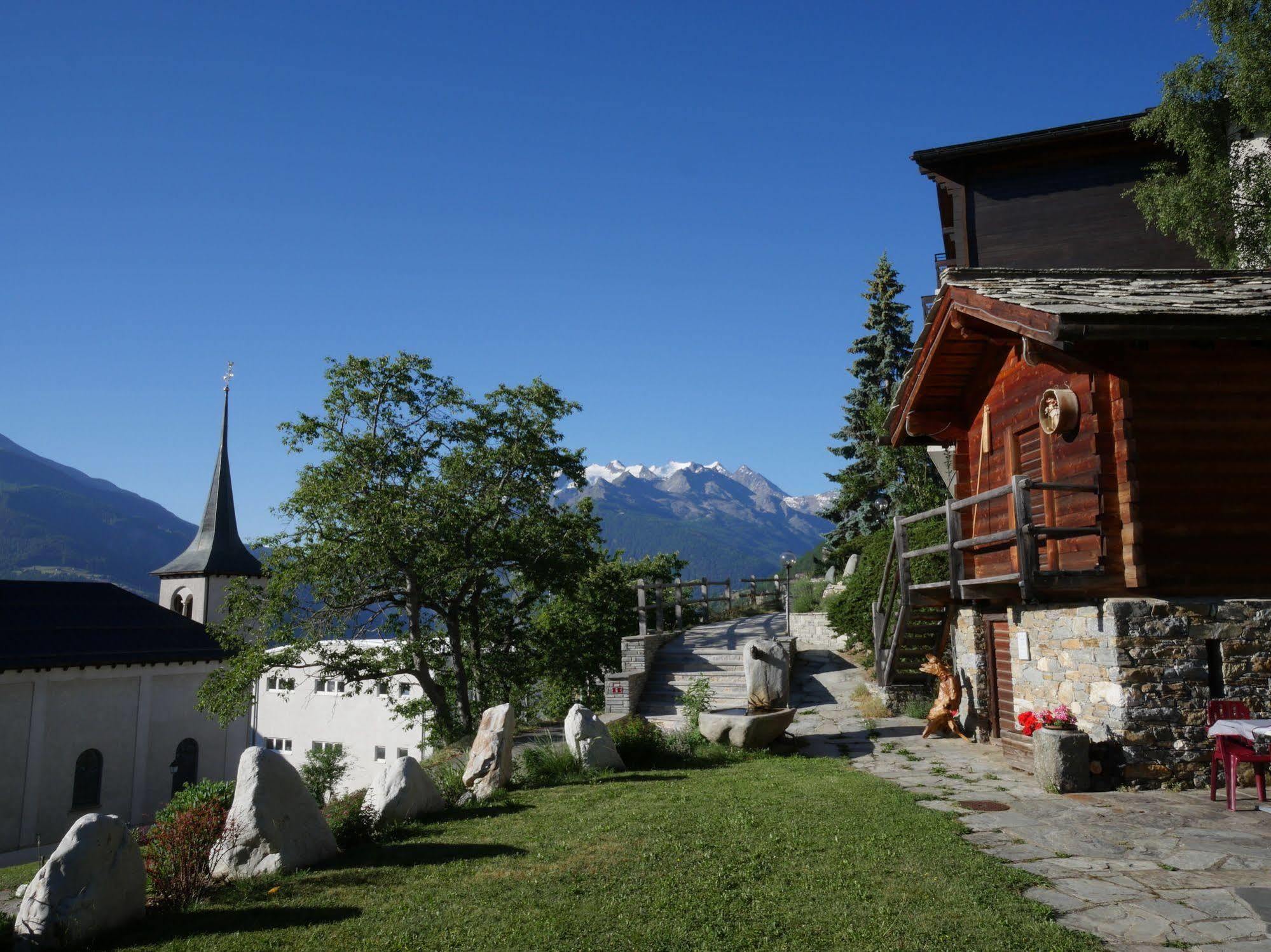 Hotel Alpenblick Zeneggen Екстер'єр фото